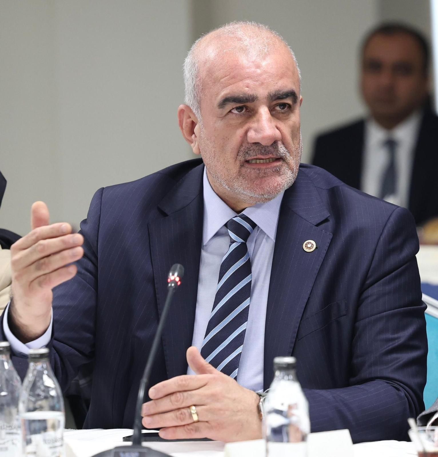 Milletvekili Özhan, Berat Kandili Mesajı Yayınladı