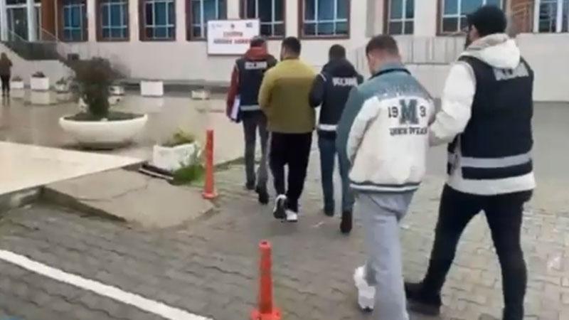 Yüksek fiyata devre mülk satma vaadiyle 13 kişiyi 20 milyon lira dolandıran 2 şüpheli tutuklandı